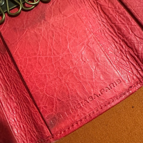 Balenciaga Raspberry key holder - Picture 6 of 8